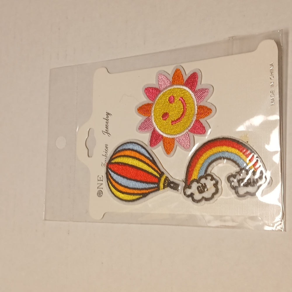 ONE Fashion 3pcs Patch Set  Hot Air Balloon Sun Rainbow NWT